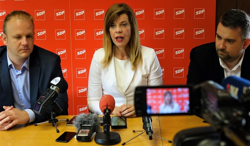 Mišel Jakšić i Biljana Borzan