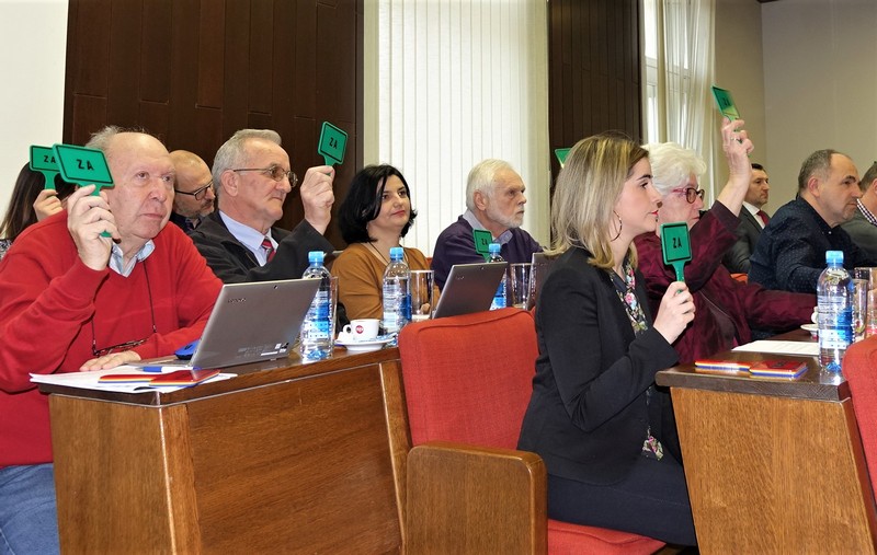 Gradsko vijeće Koprivnice, glasanje na sjednici
