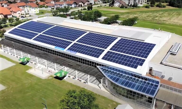 Solarna elektrana na krovu gradskih bazena Cerine Koprivnica