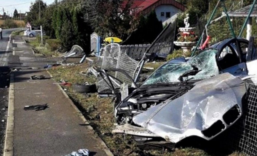 Teška prometna nesreća: bmw izletio s ceste, petero mladih teško ozlijeđeno