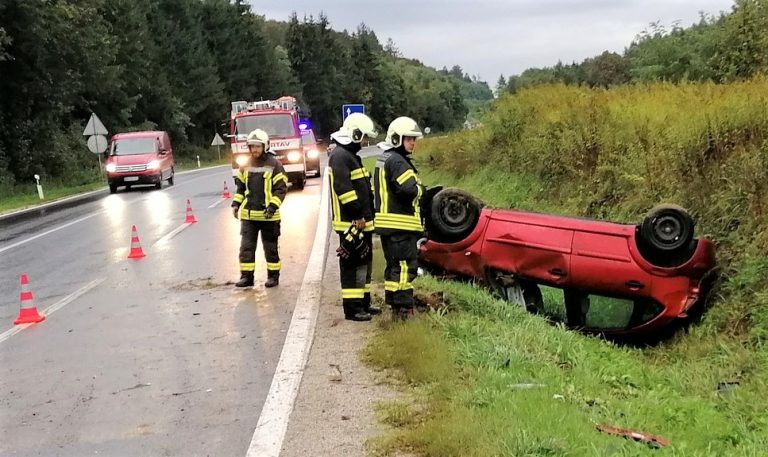 Automobil u zavoju završio na krovu u mjestu Lužan Biškupečki kod Varaždina
