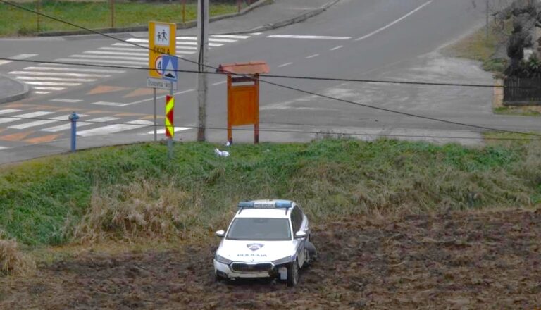 Policija na njivi u mjestu Đurmanec u Zagorju